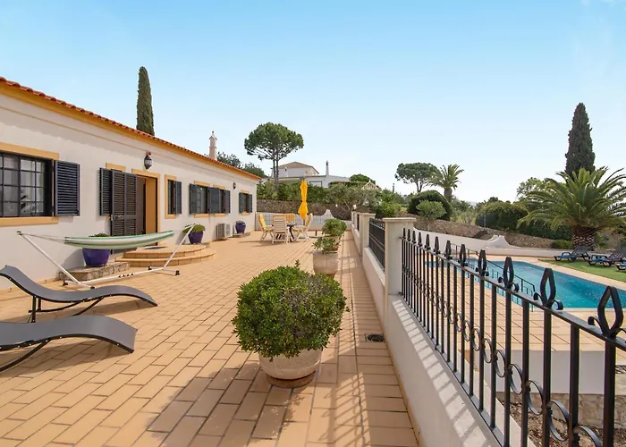 Casa Do Leo ファロ